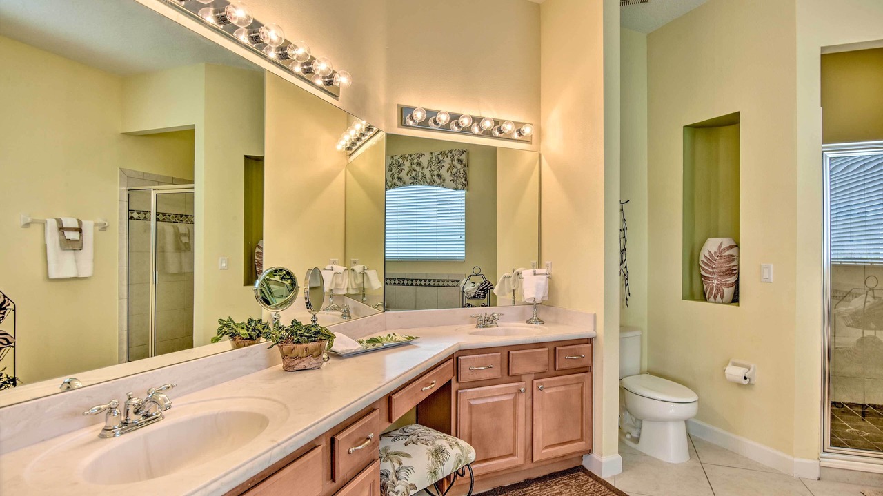 Photo of Bathroom in Reunion