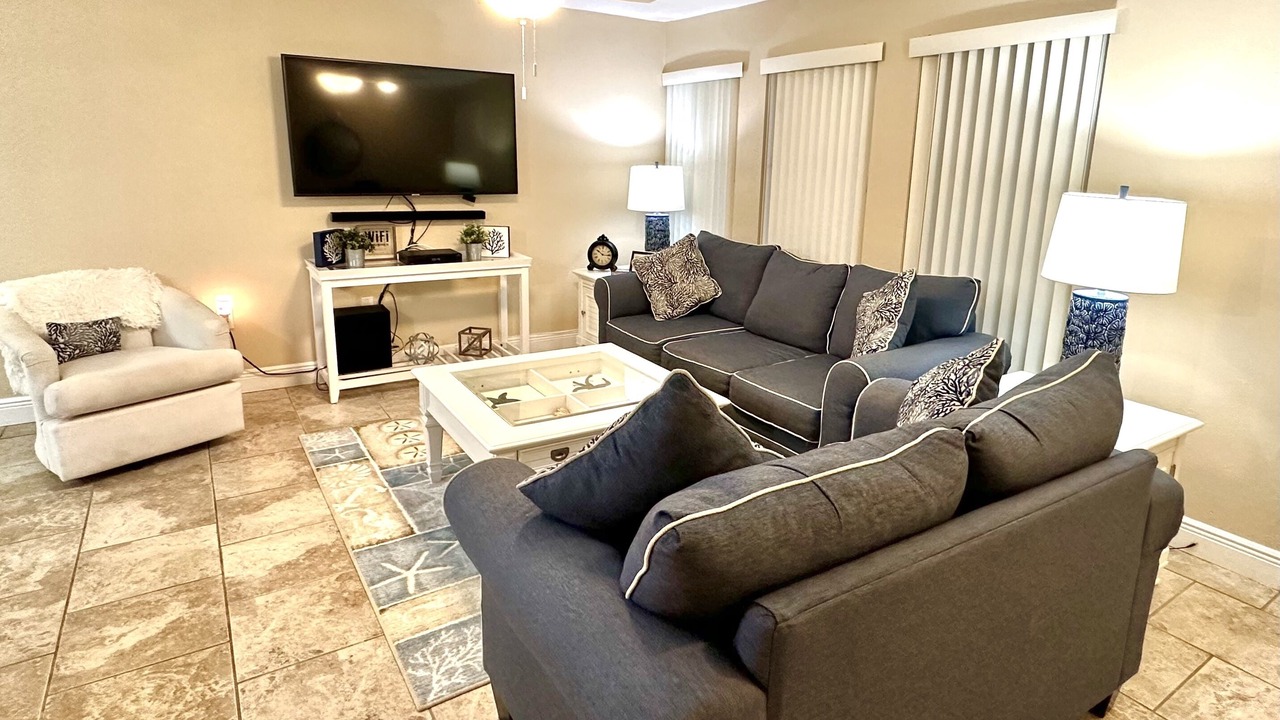 Photo of Livingroom in Madeira Beach