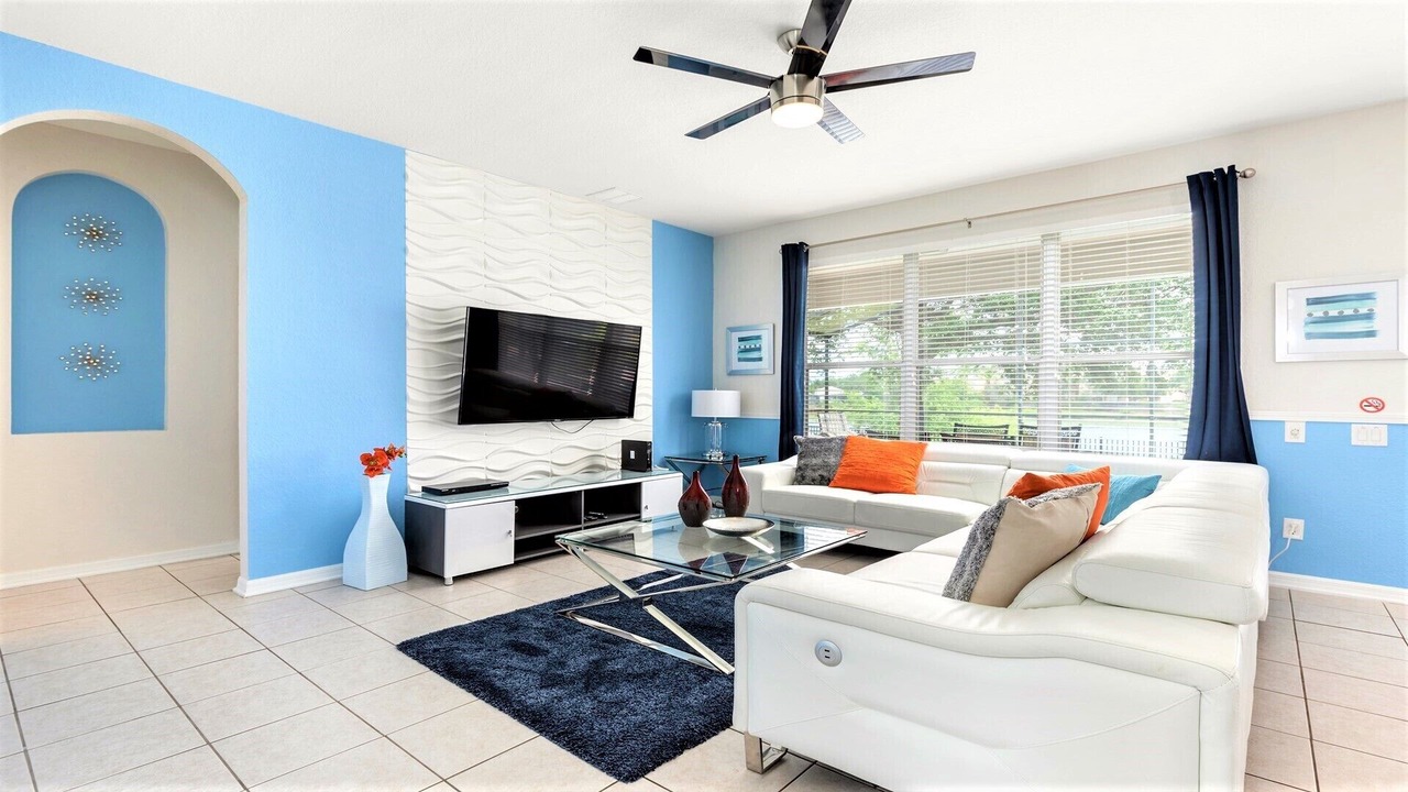 Photo of Livingroom in Windsor Hills