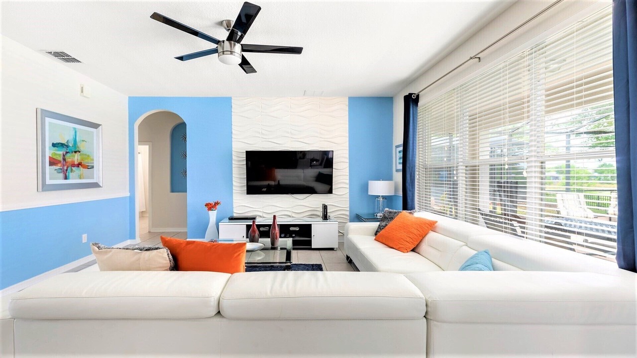 Photo of Livingroom in Windsor Hills