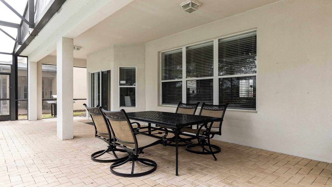 Photo of Outdoor in Windsor Hills
