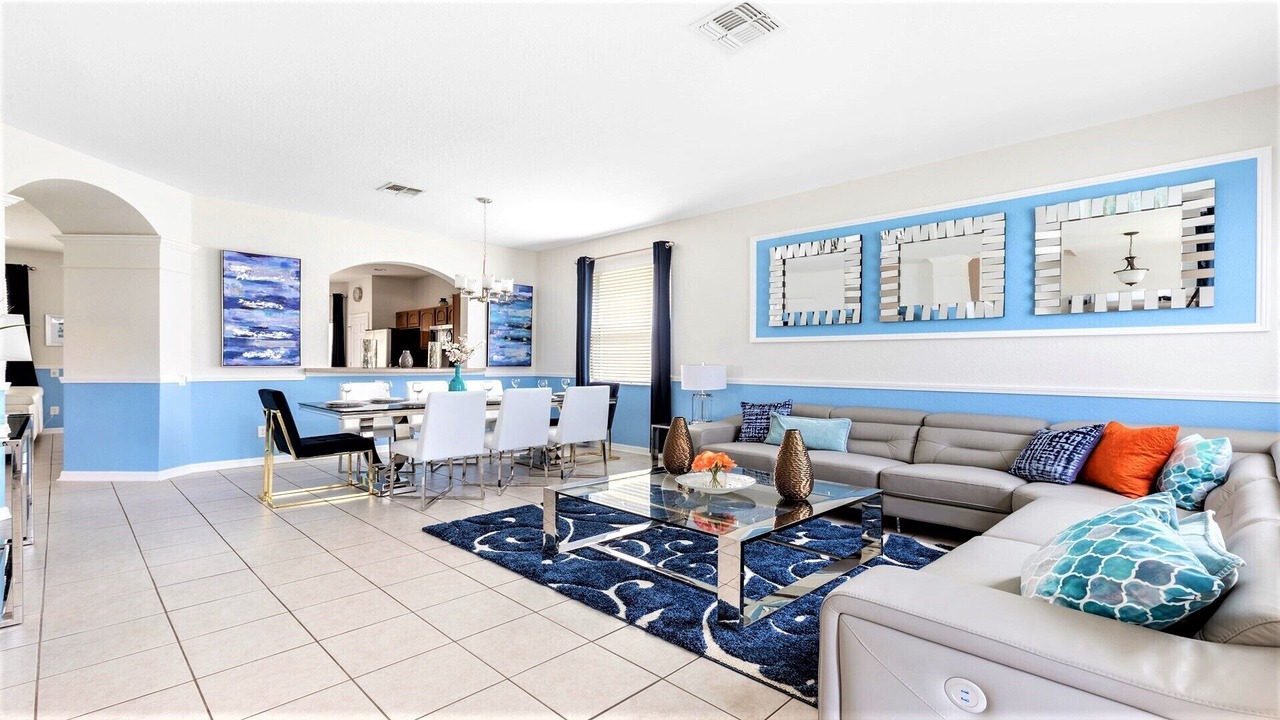 Photo of Livingroom in Windsor Hills