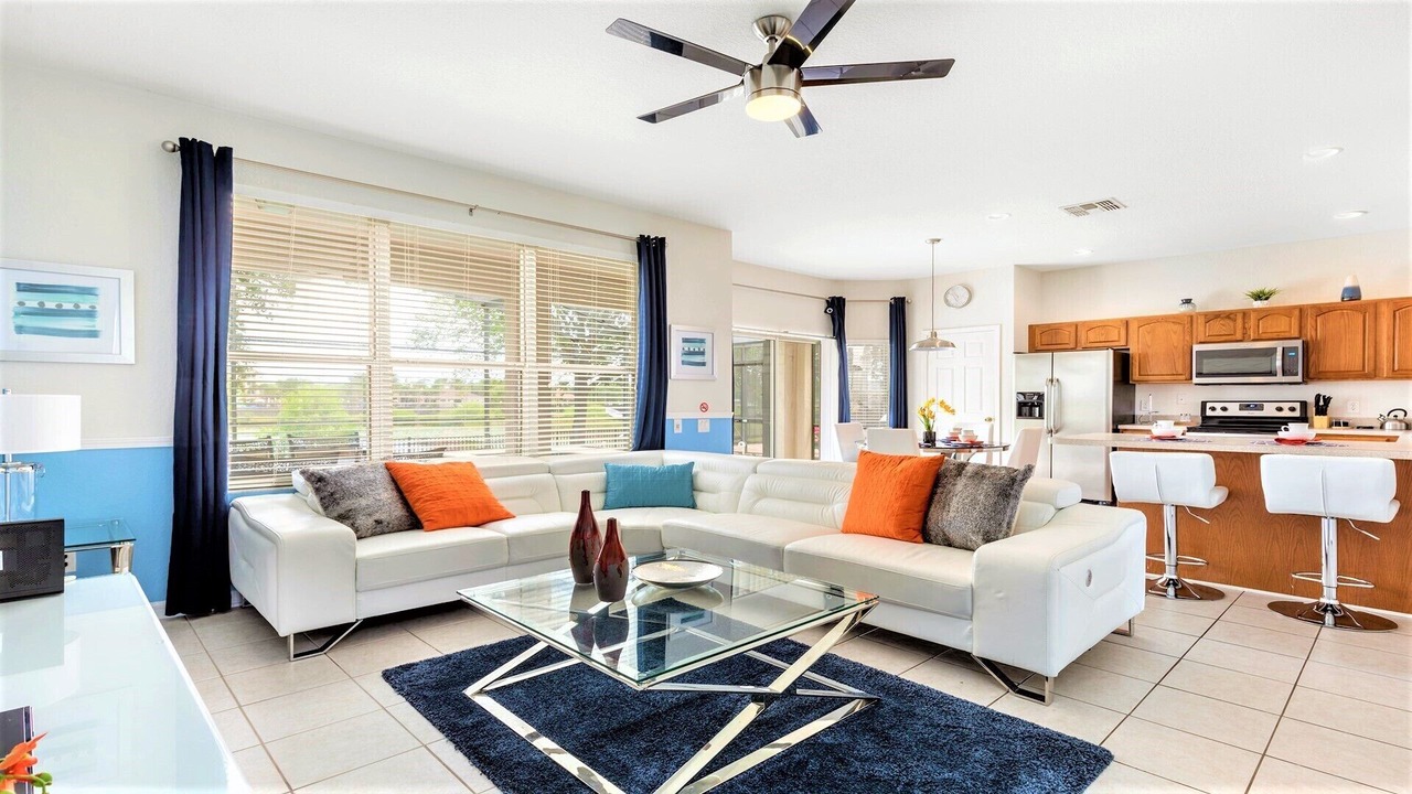 Photo of Livingroom in Windsor Hills