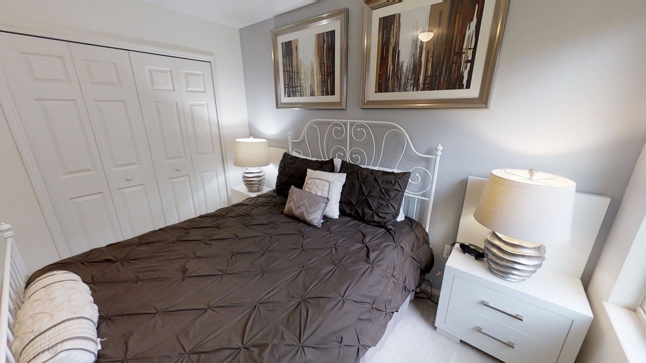 Photo of Bedroom in Crystal Cove