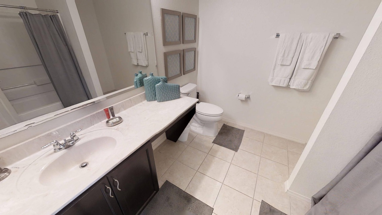 Photo of Bathroom in Crystal Cove