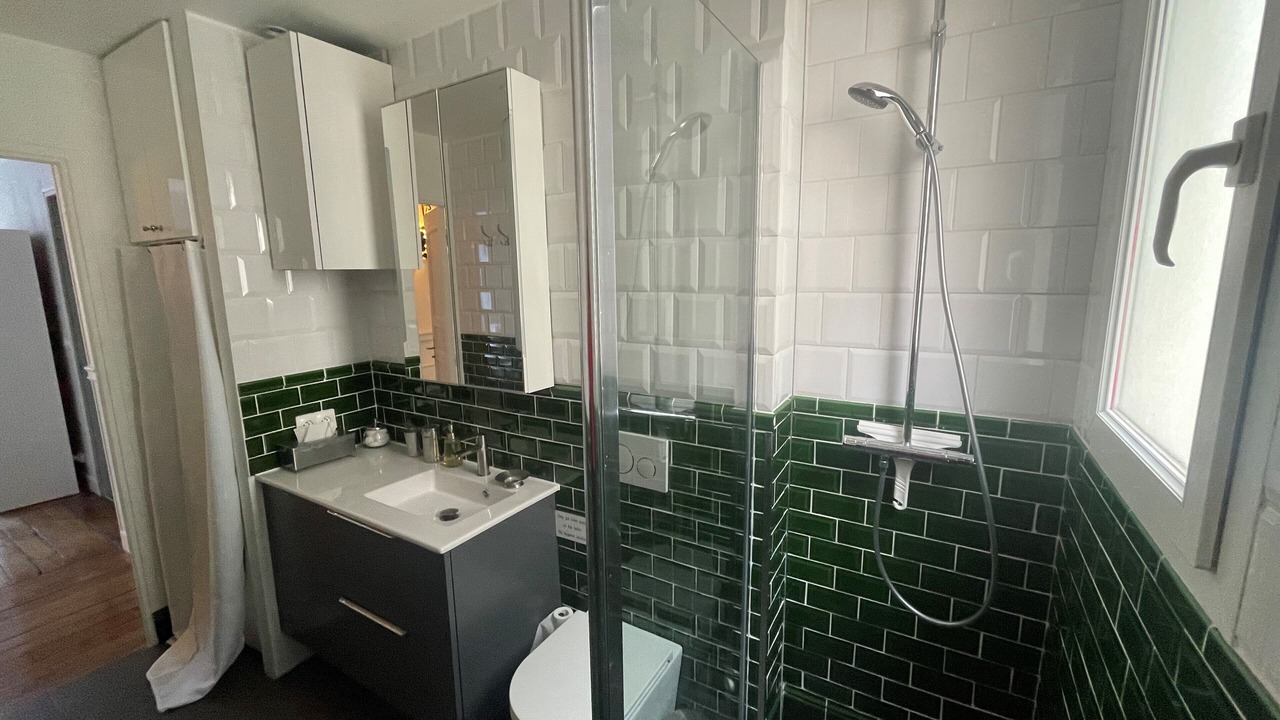 Photo of Bathroom in Pigalle