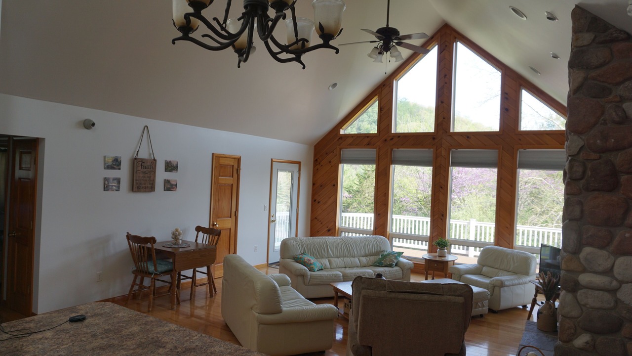 Photo of Bedroom in Mattawana