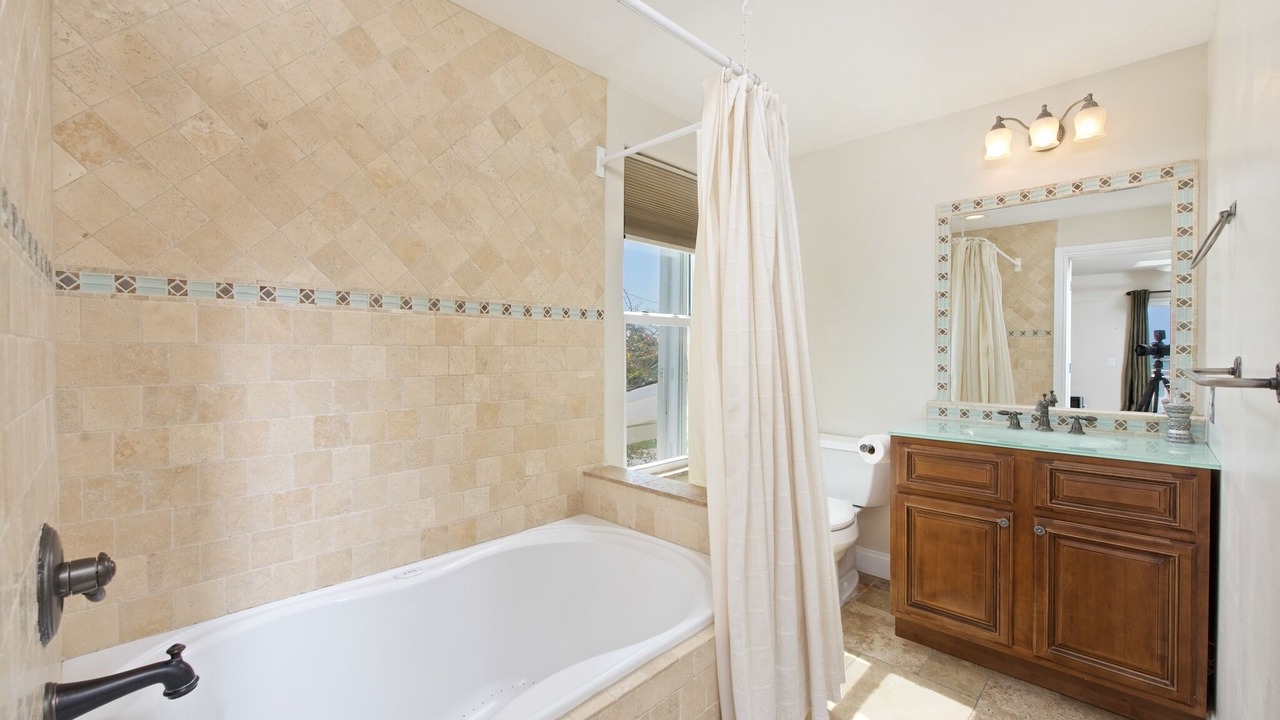 Photo of Bathroom in Floridana Beach