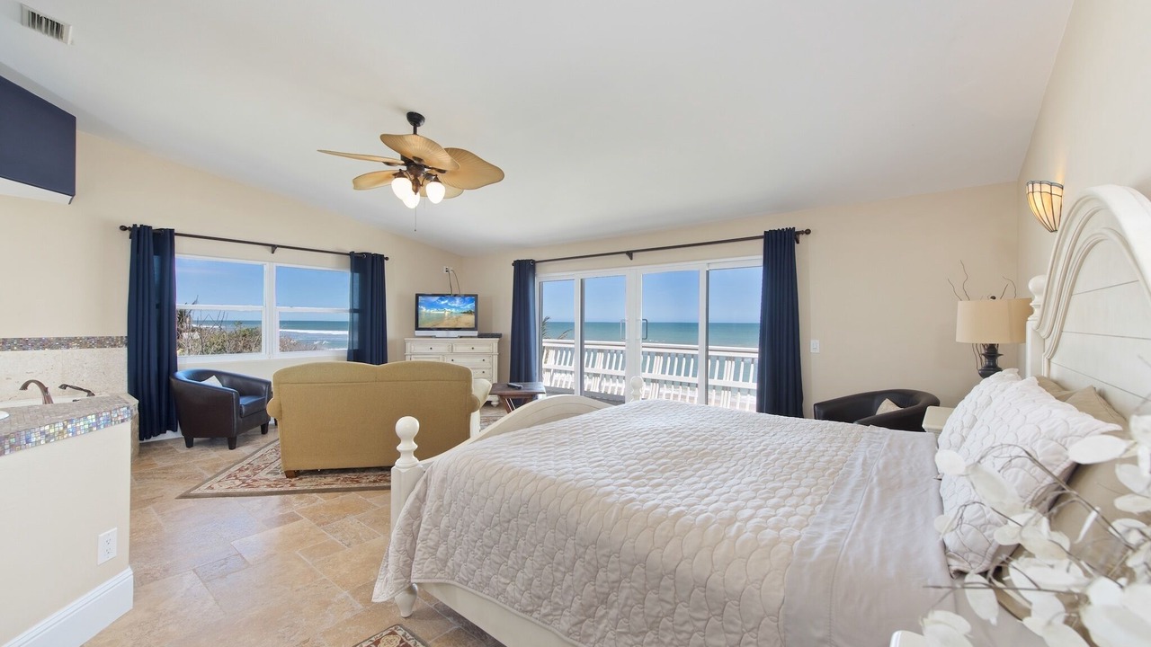 Photo of Bedroom in Floridana Beach