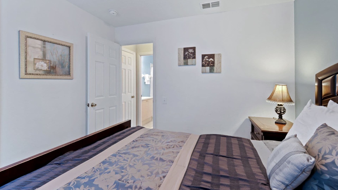 Photo of Bedroom in Windsor Palms