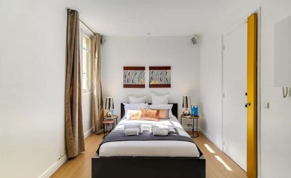 Photo of Bedroom in Champs-Elysees