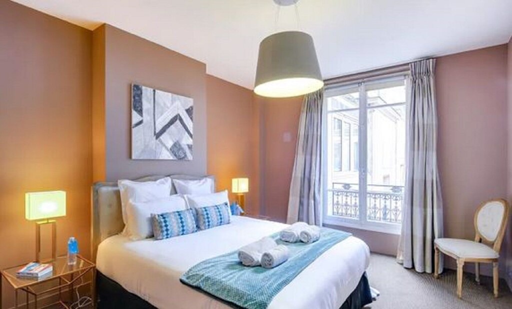 Photo of Bedroom in Champs-Elysees