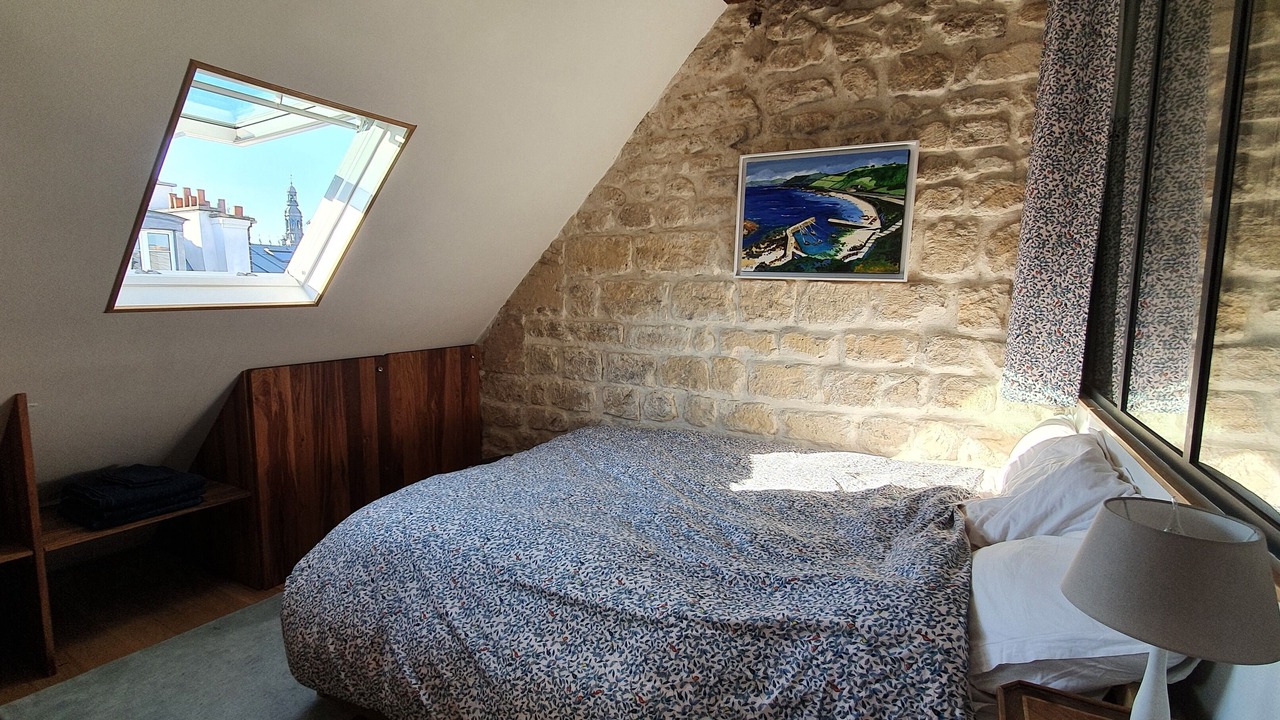 Photo of Bedroom in Saint-Merri