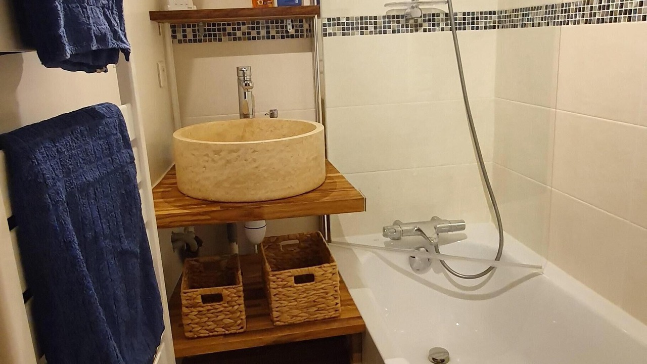 Photo of Bathroom in Saint-Merri