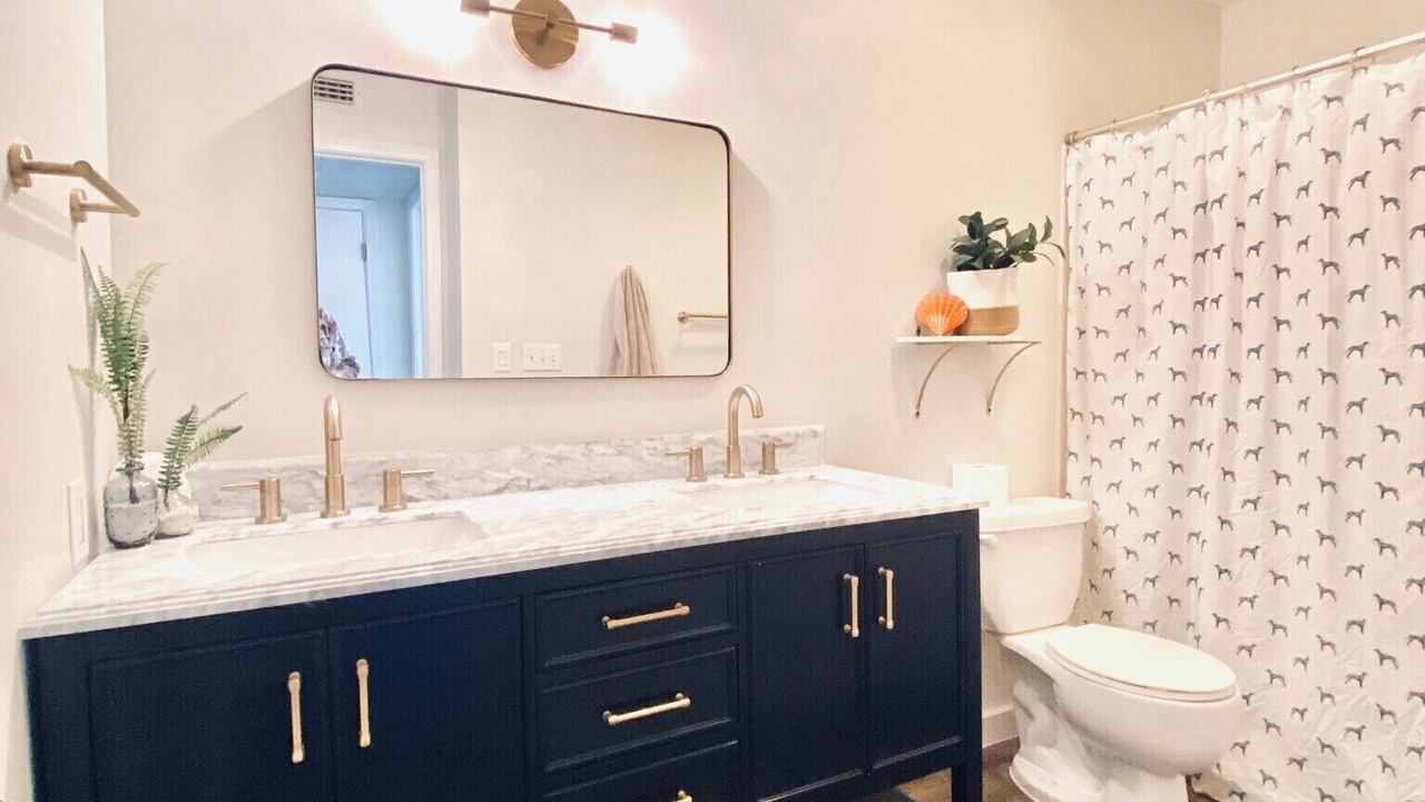 Photo of Bathroom in Pensacola Beach