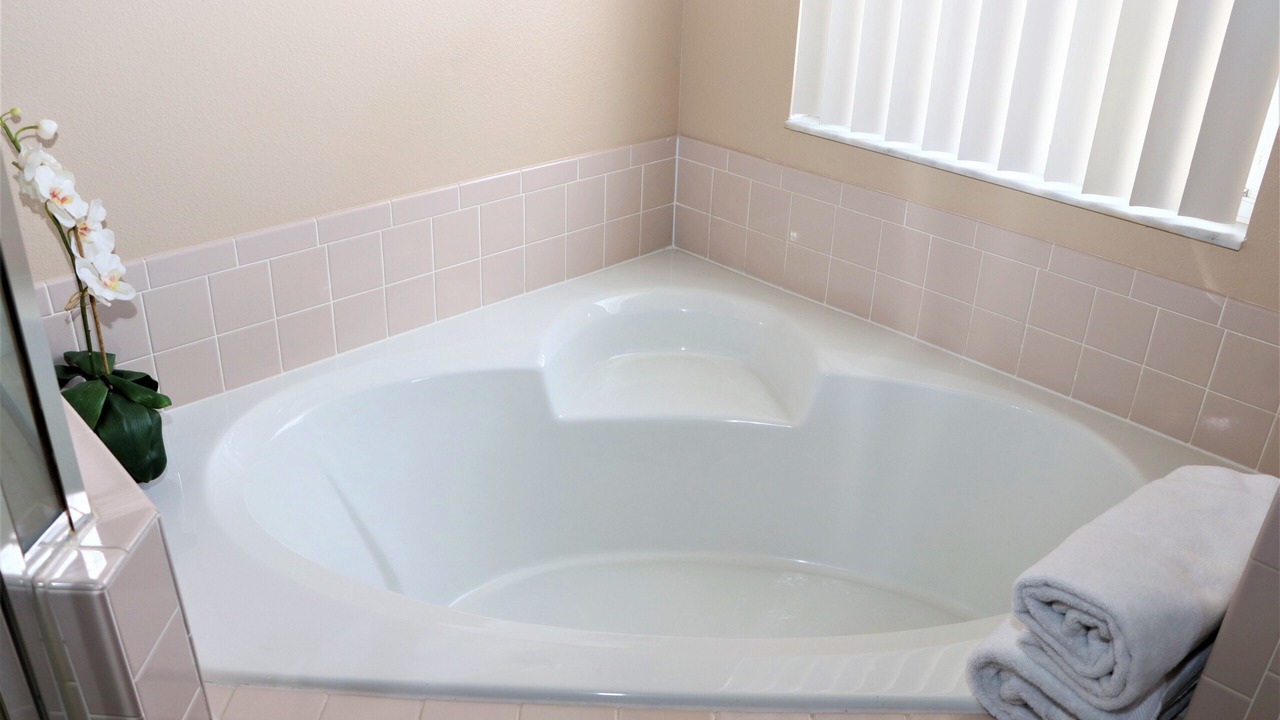 Photo of Bathroom in Sunset Lakes