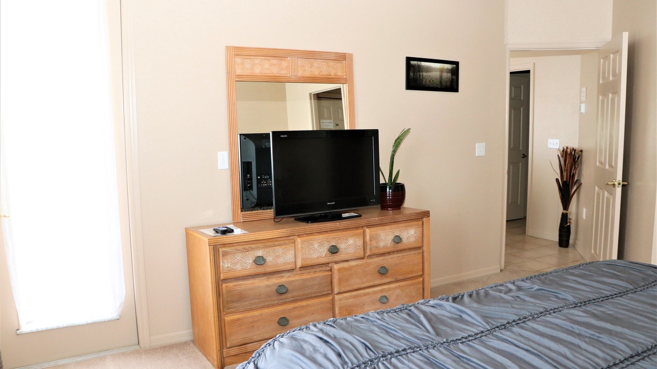 Photo of Bedroom in Sunset Lakes