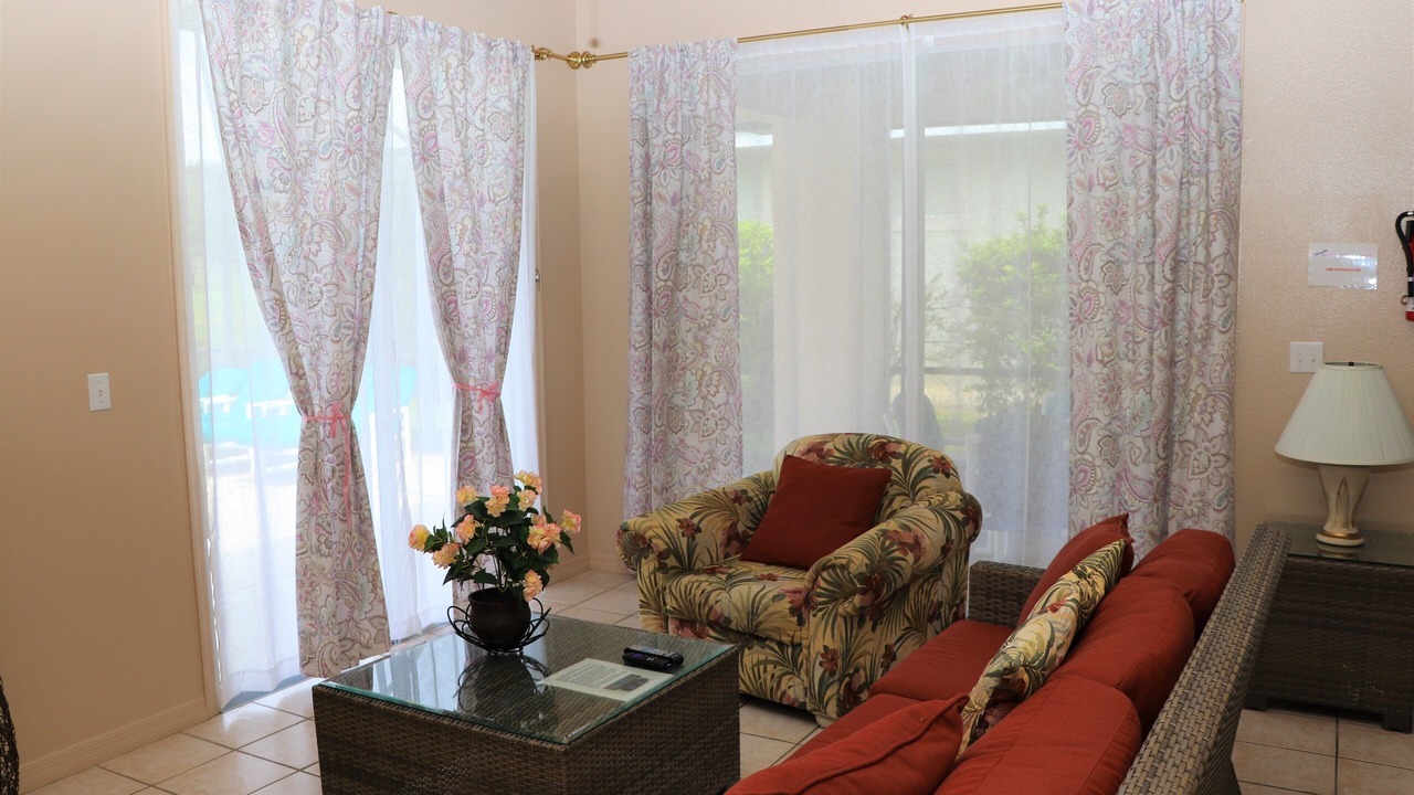 Photo of Livingroom in Sunset Lakes