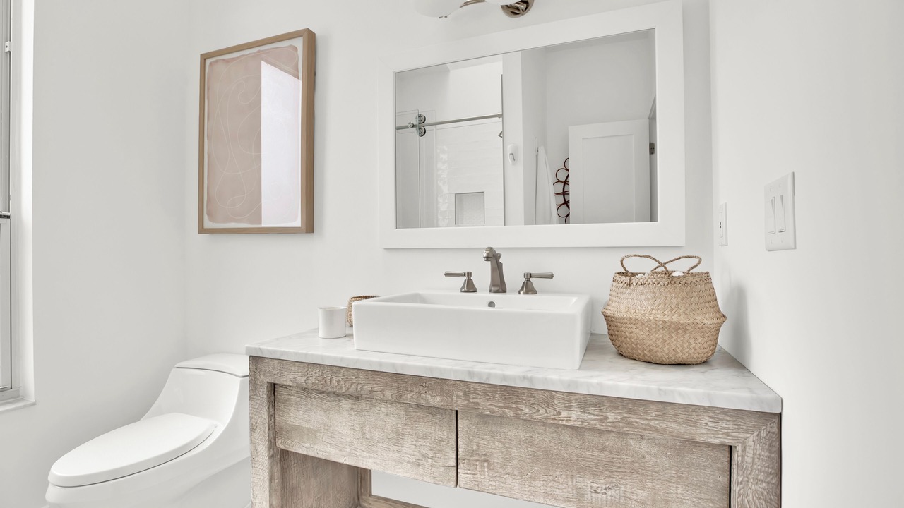 Photo of Bathroom in Indian River Shores