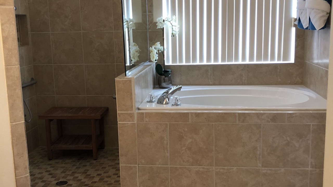 Photo of Bathroom in Calabay Parc