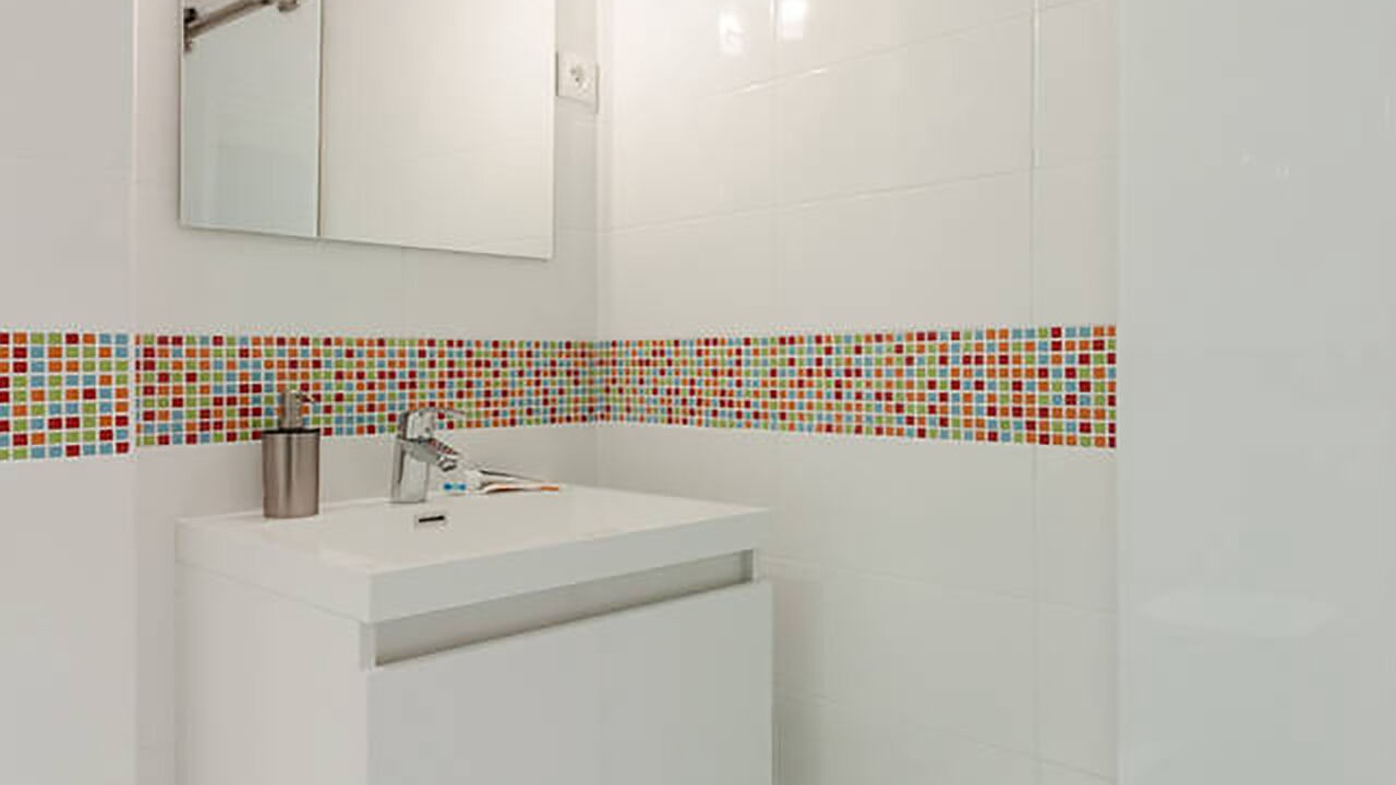 Photo of Bathroom in 20th Arrondissement