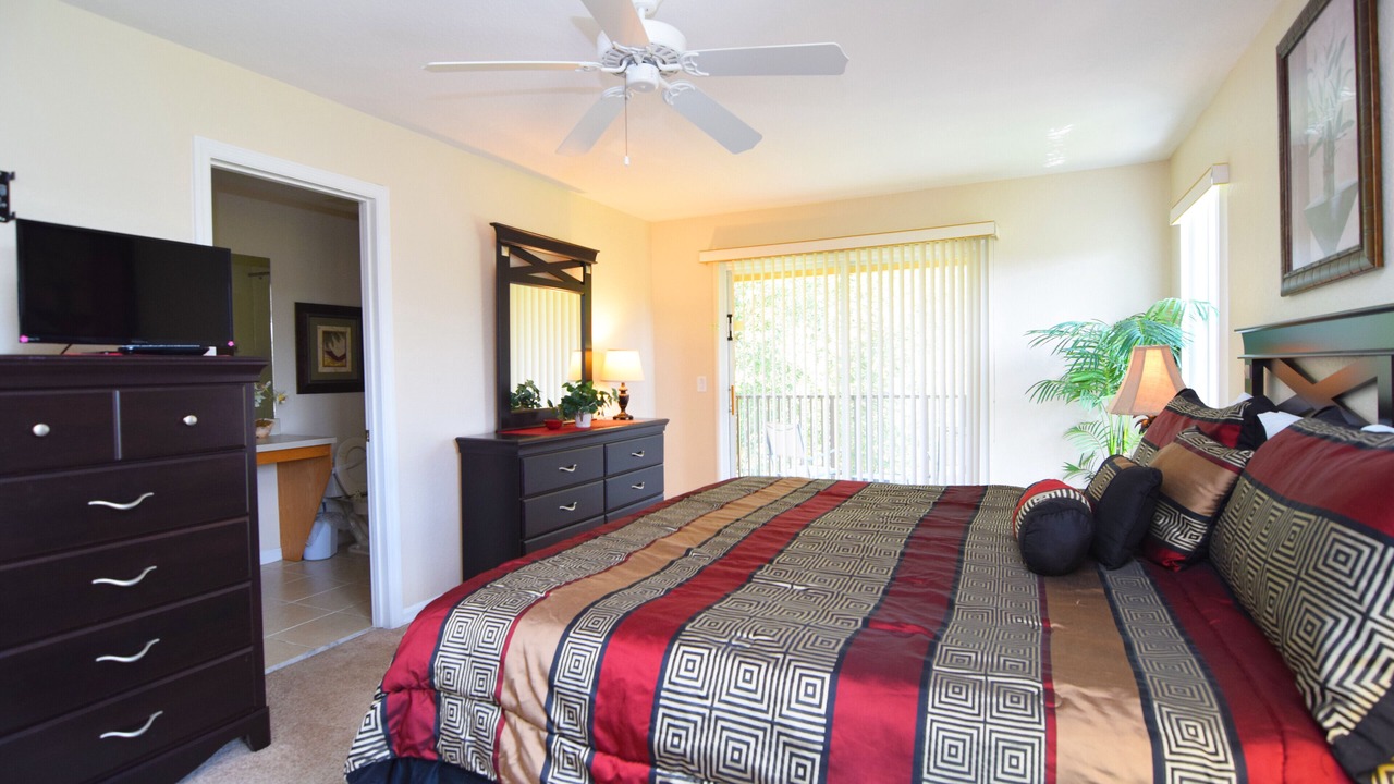 Photo of Bedroom in Regal Palms