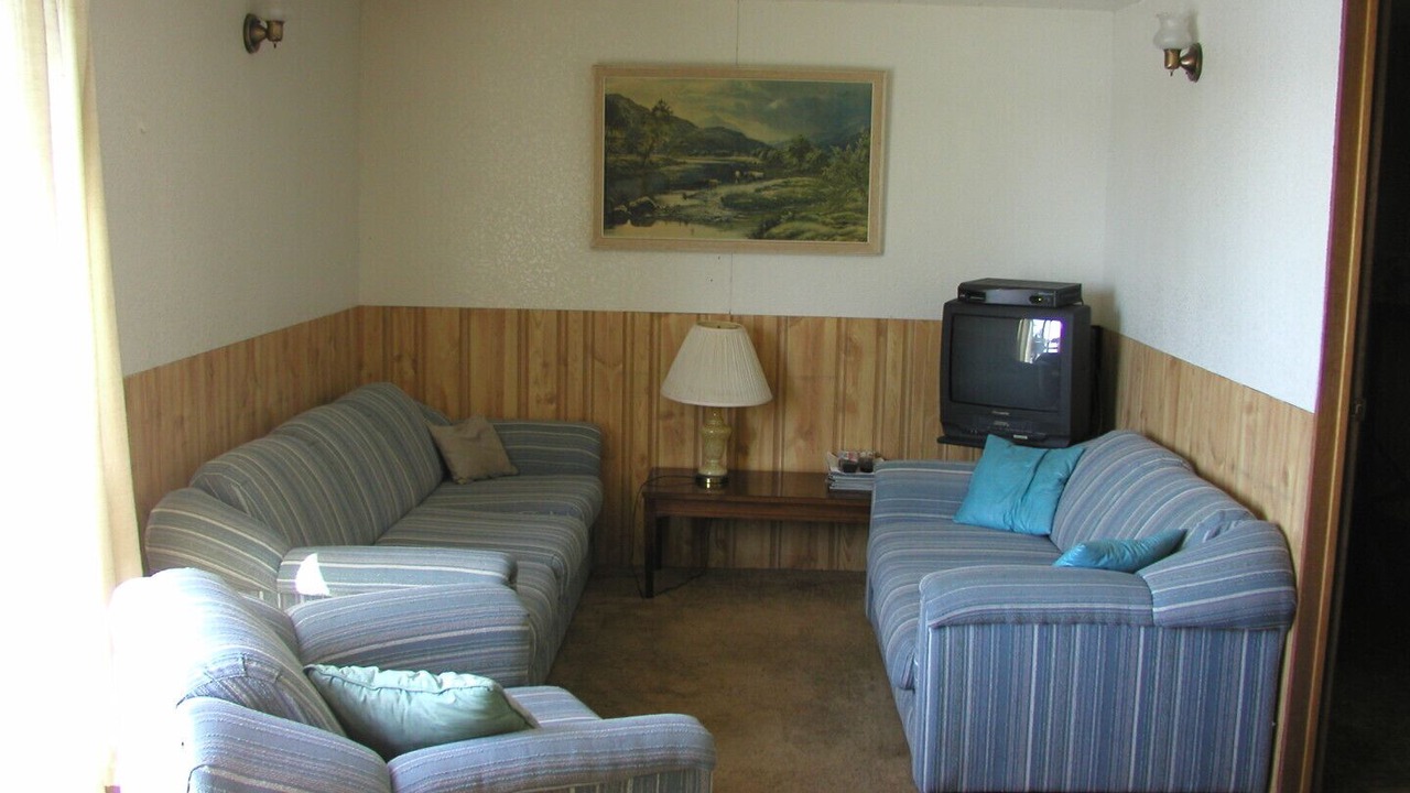 Photo of Livingroom in Temagami