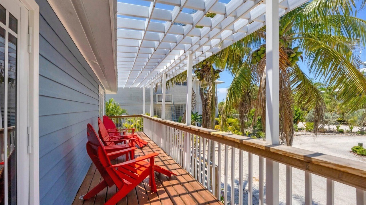 Photo of Patio Balcony in Cape Haze