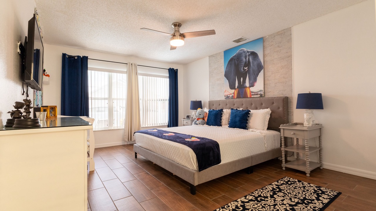 Photo of Bedroom in Lake Davenport Estates