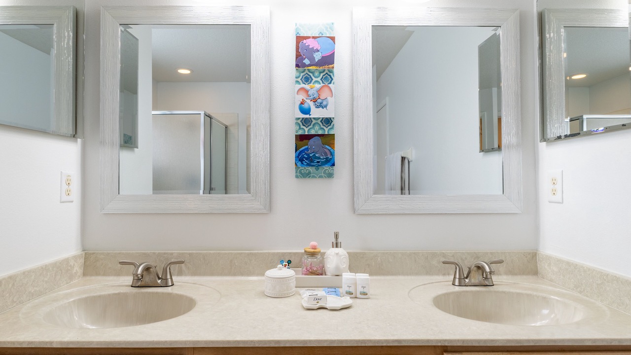 Photo of Bathroom in Lake Davenport Estates