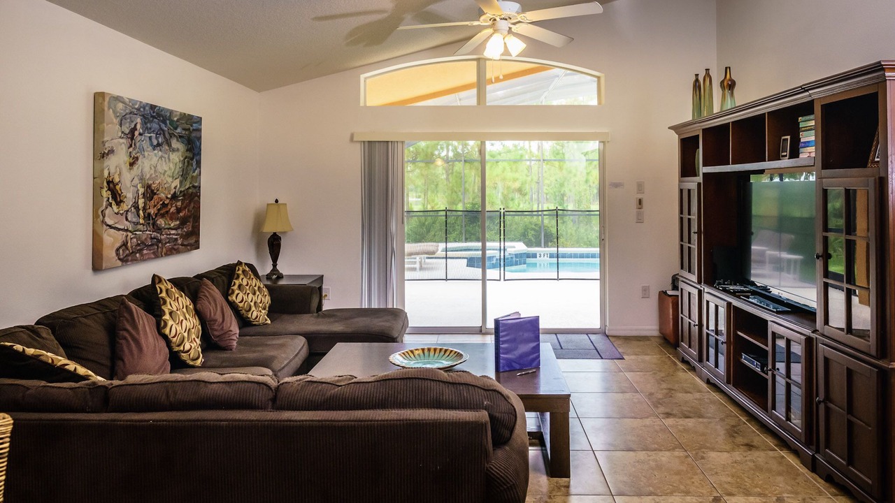 Photo of Livingroom in Watersong