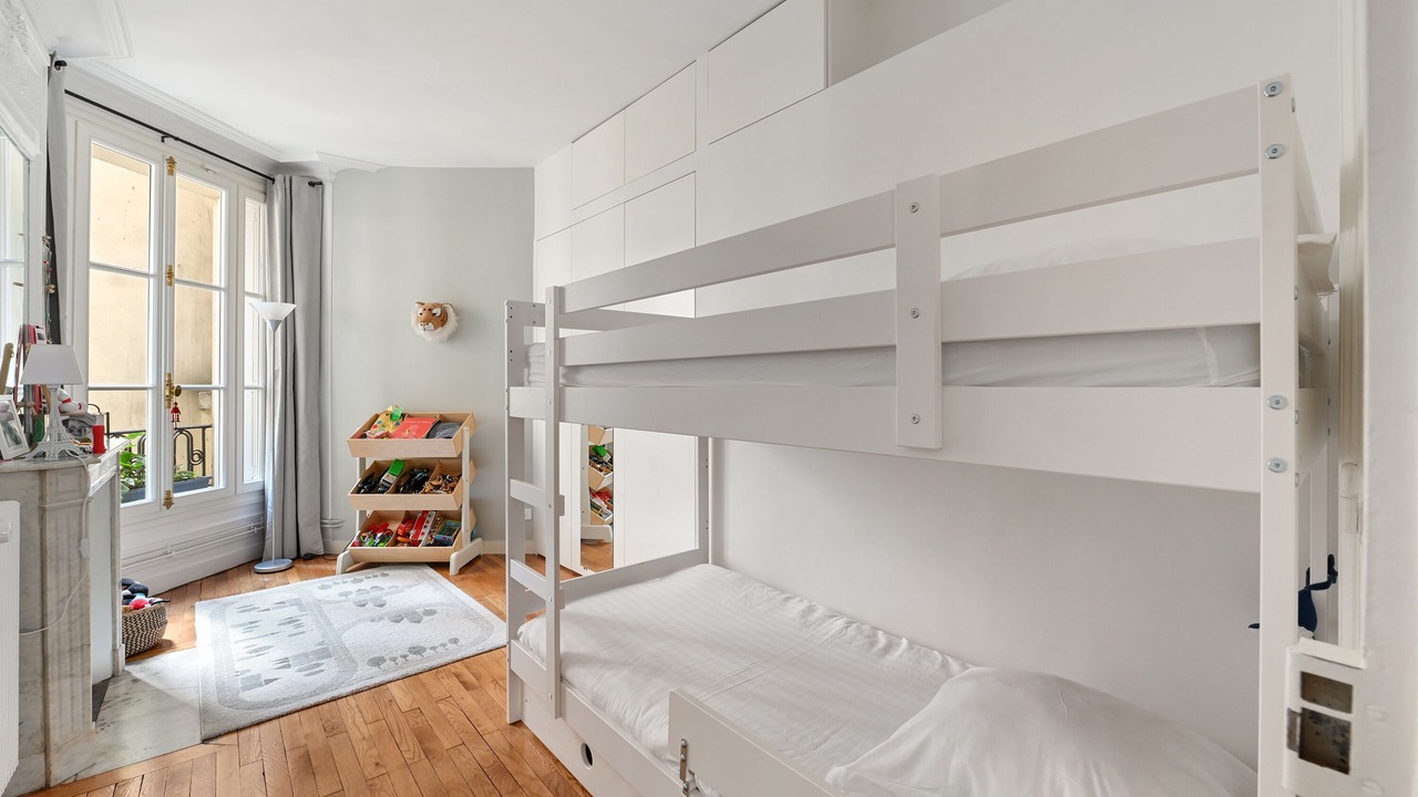 Photo of Bedroom in Grenelle