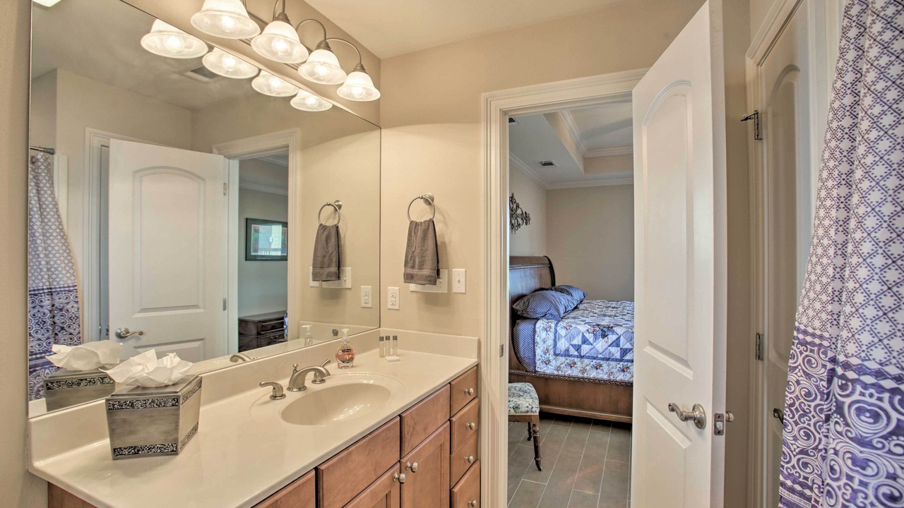 Photo of Bathroom in Lake Catherine