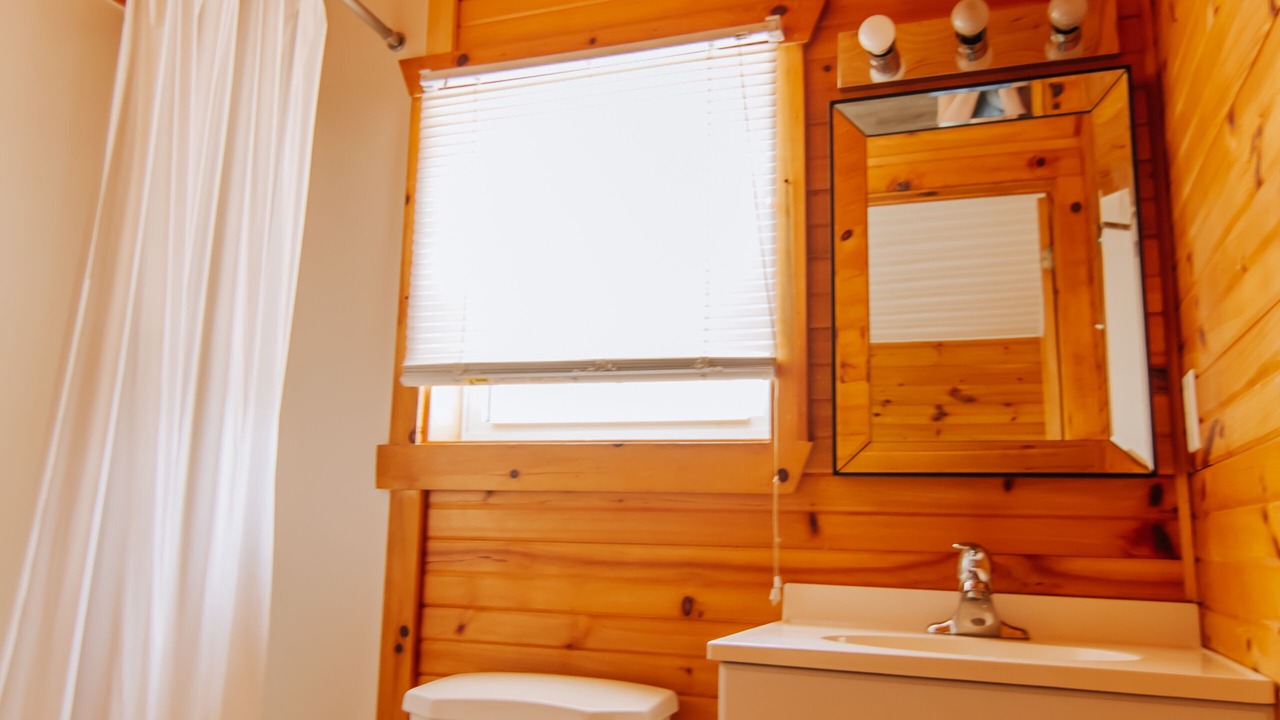 Photo of Bathroom in Wasaga Beach