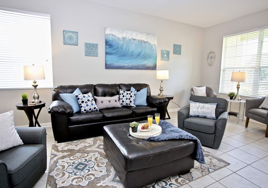 Photo of Livingroom in Windsor Hills
