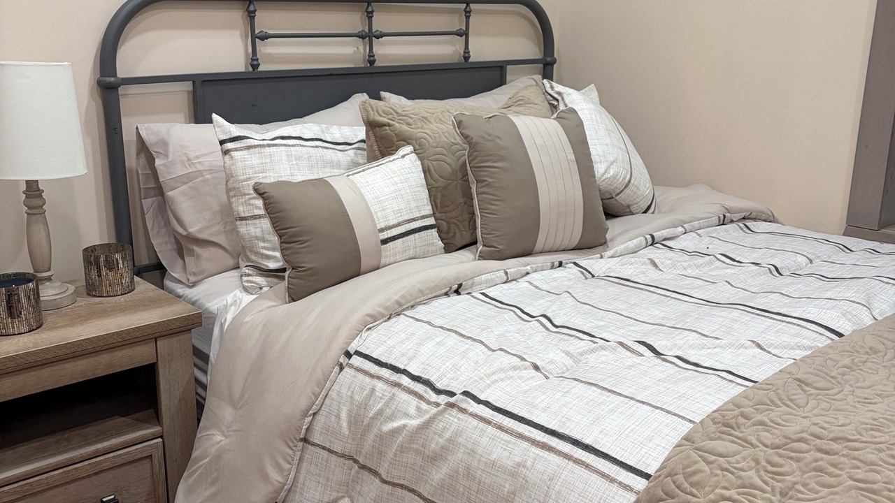 Photo of Bedroom in Constable