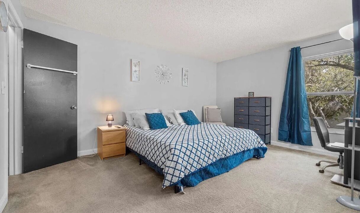 Photo of Bedroom in Bearss Plaza