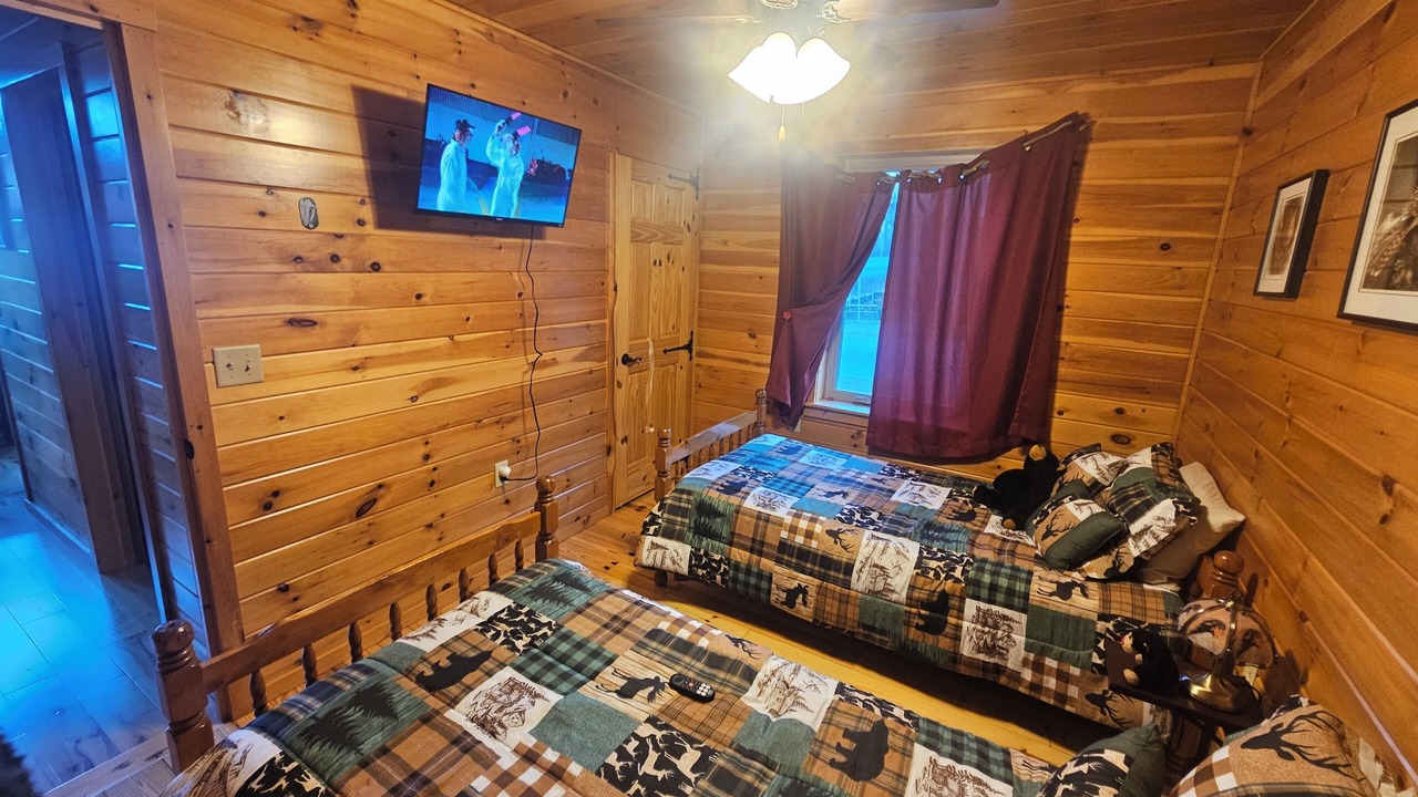 Photo of Bedroom in Schellsburg