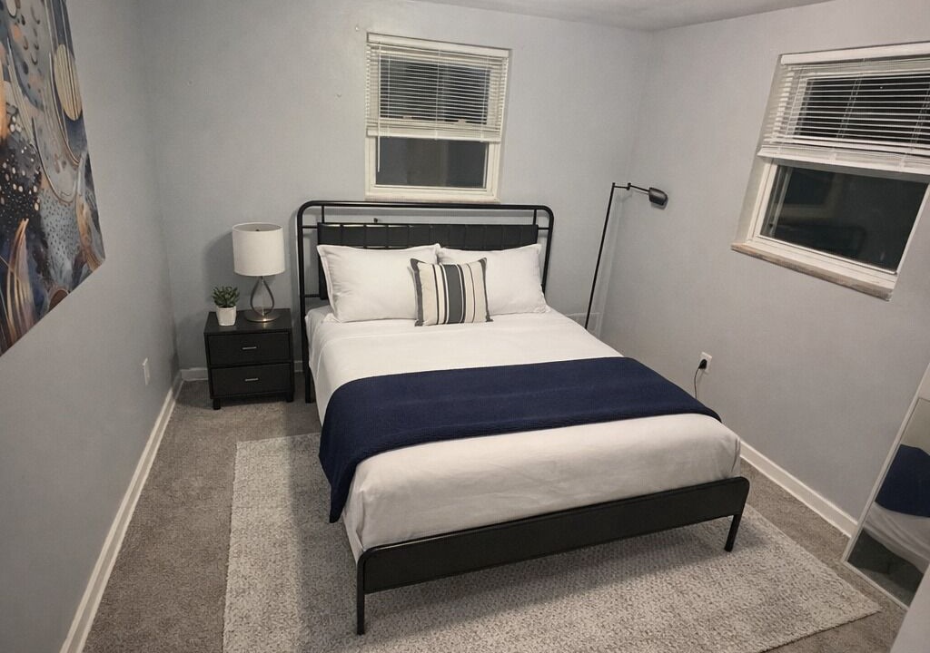Photo of Bedroom in South Hills