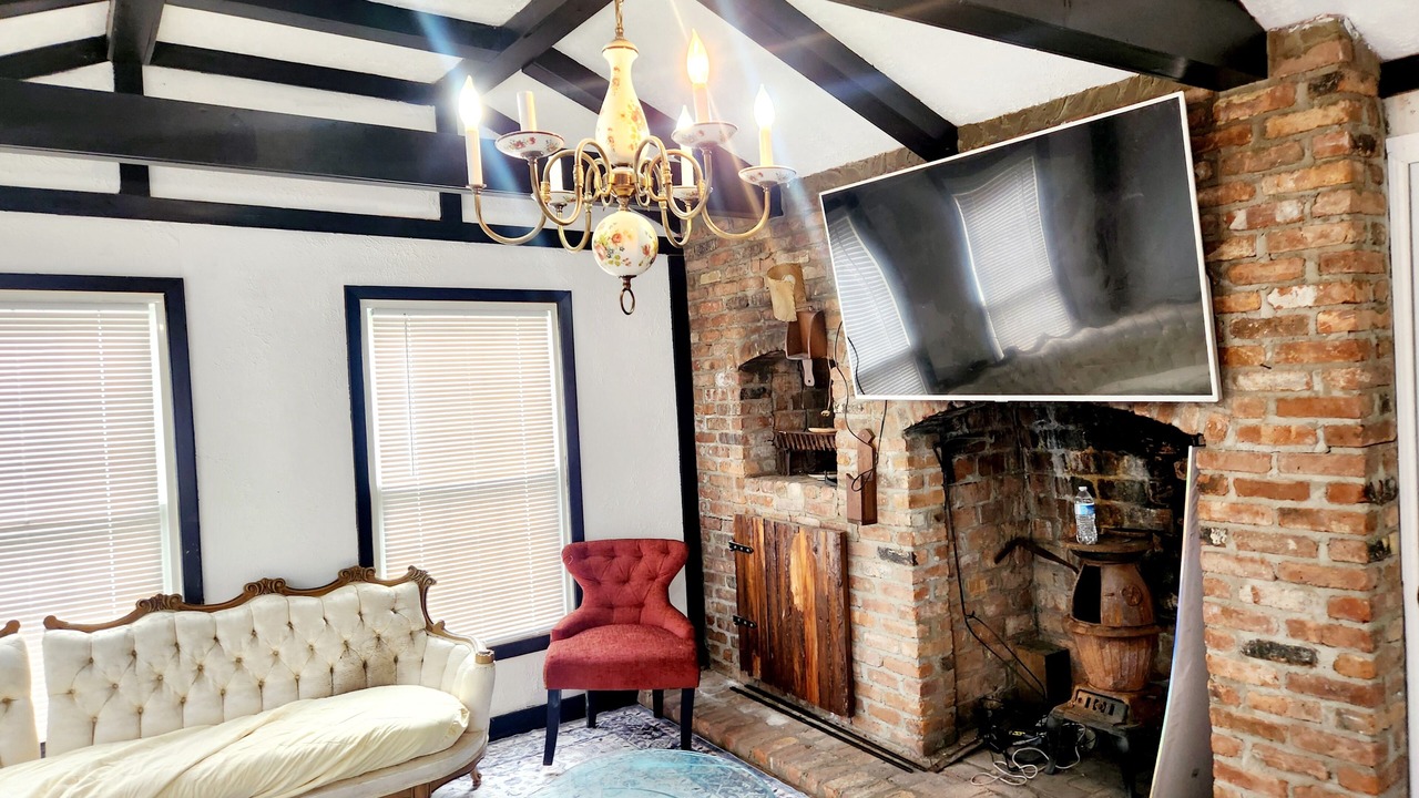 Photo of Livingroom in Dix Hills