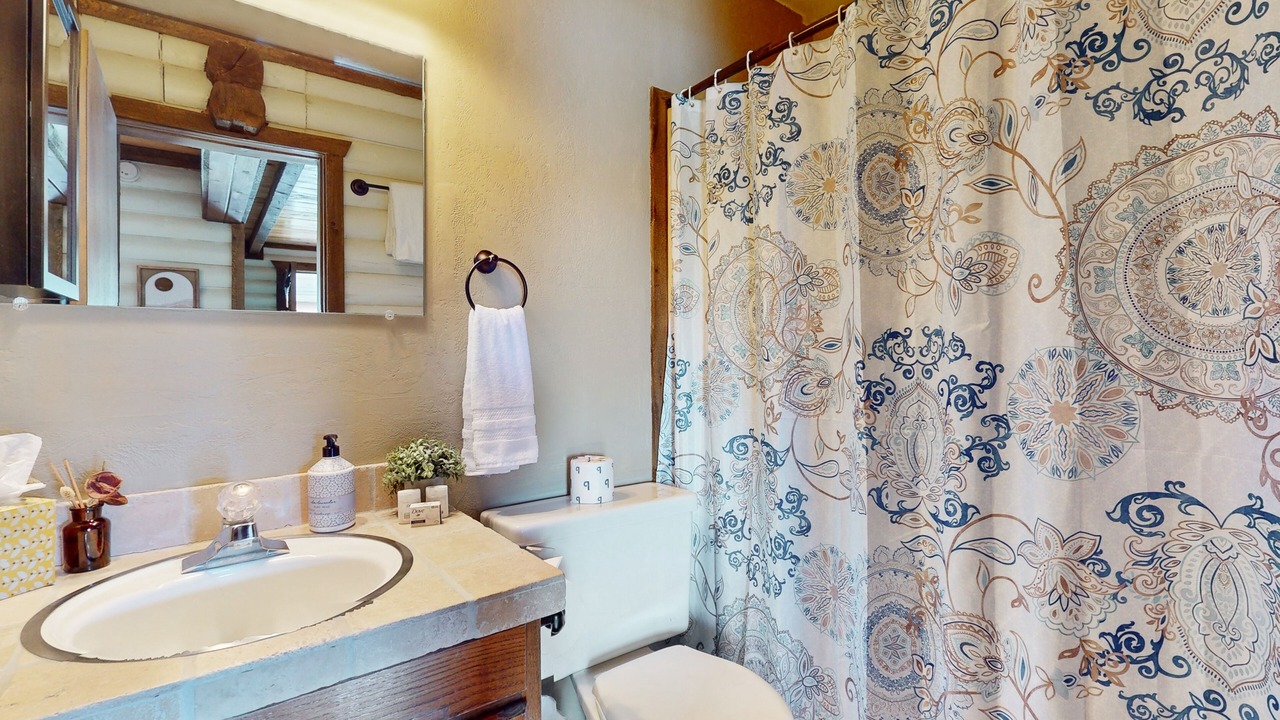 Photo of Bathroom in Munds Park