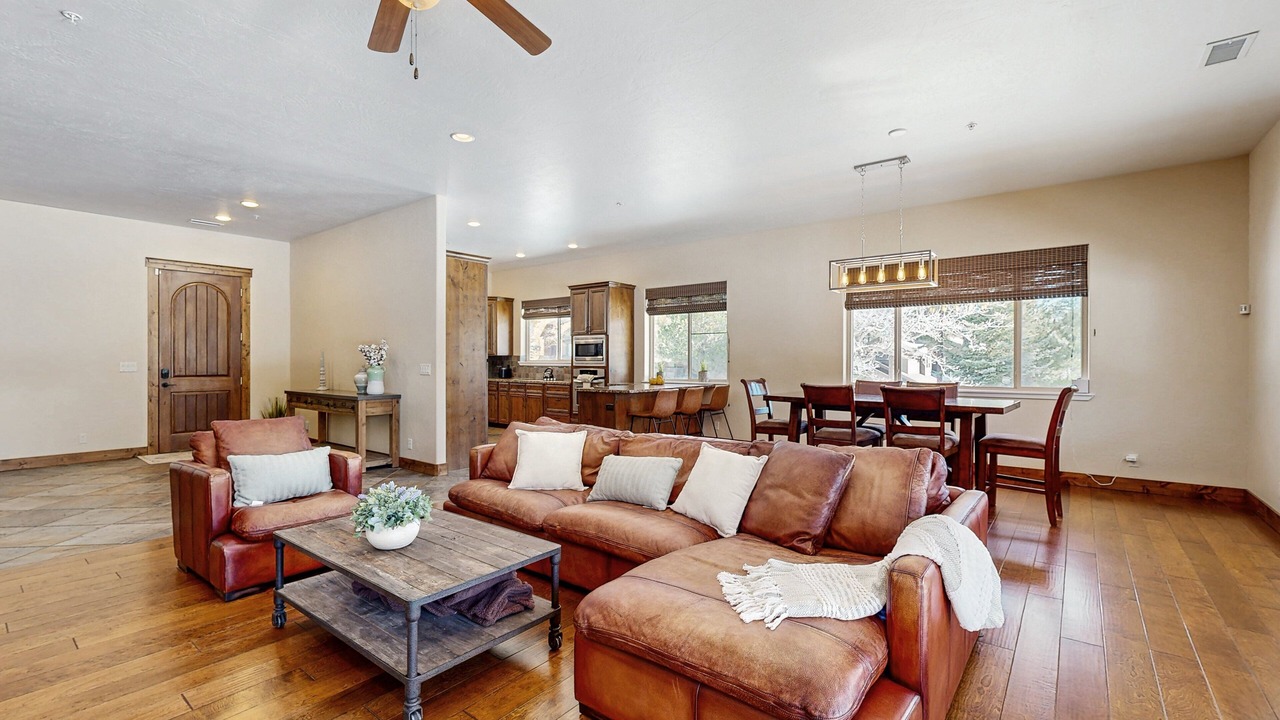 Photo of Livingroom in Flagstaff