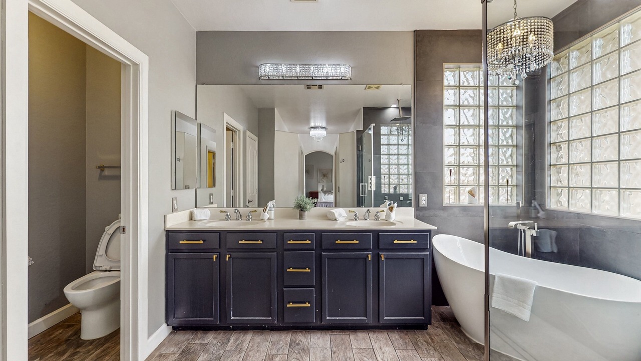 Photo of Bathroom in Terramar
