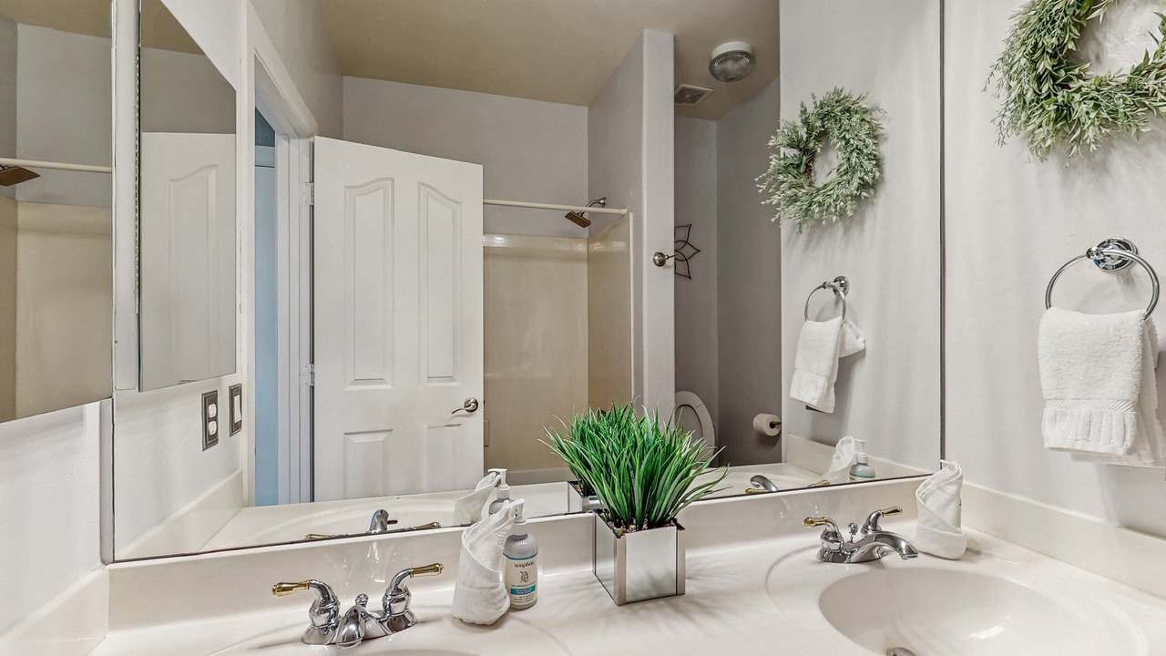 Photo of Bathroom in Terramar