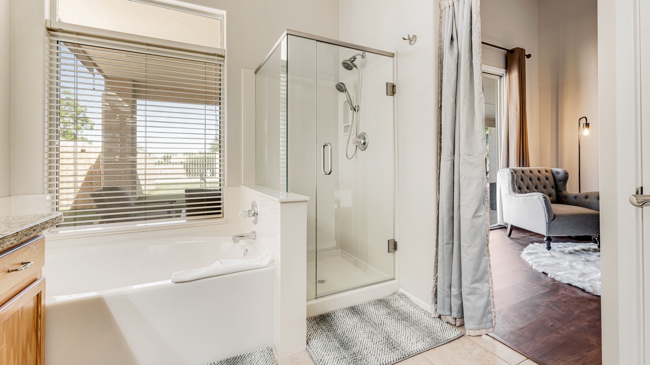 Photo of Bathroom in Palm Valley