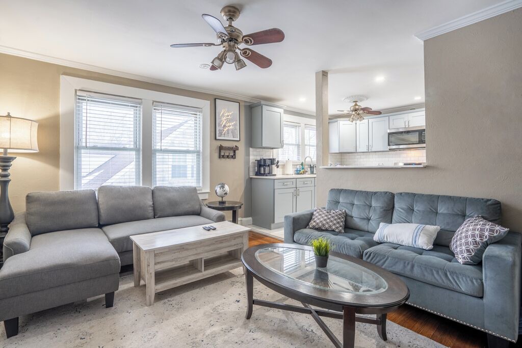 Photo of Livingroom in East Massapequa