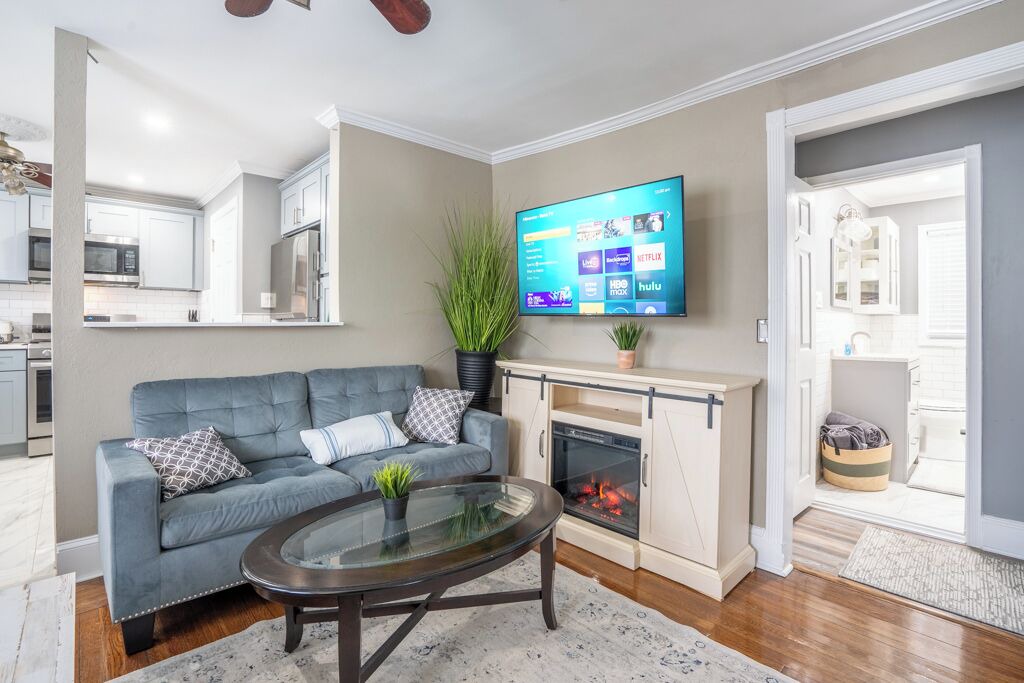 Photo of Livingroom in East Massapequa