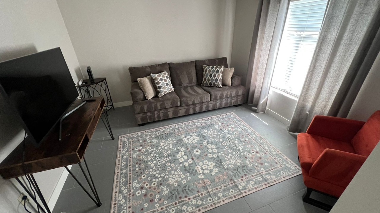 Photo of Livingroom in Sunrise Canyon