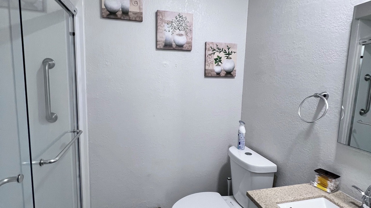 Photo of Bathroom in Carrollwood