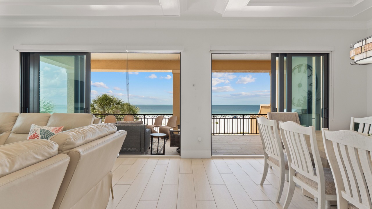 Photo of Bedroom in Mid Island